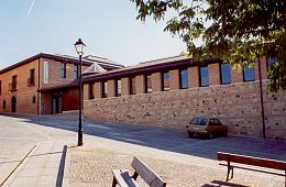 Instalación del Centro Cultural Tirso de Molina. Almazán. (Soria)